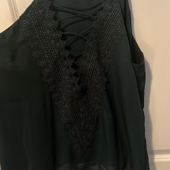Wayf from Nordstrom criss cross lace detail top - Picture 5 of 5